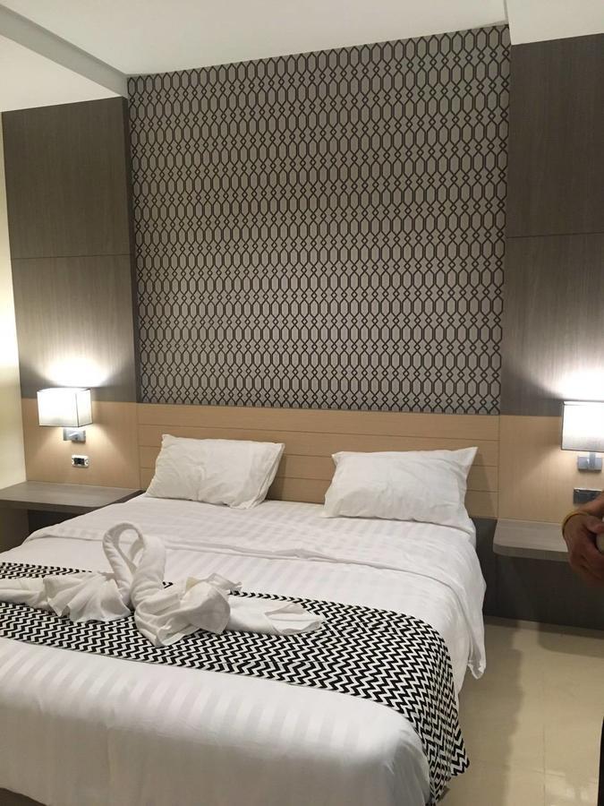 Ibiz Boutique Hotel Nakhon Szi Thammarat Kültér fotó